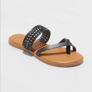 Universal Thread Woven Toe Ring Sandals